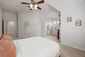  Photo 49