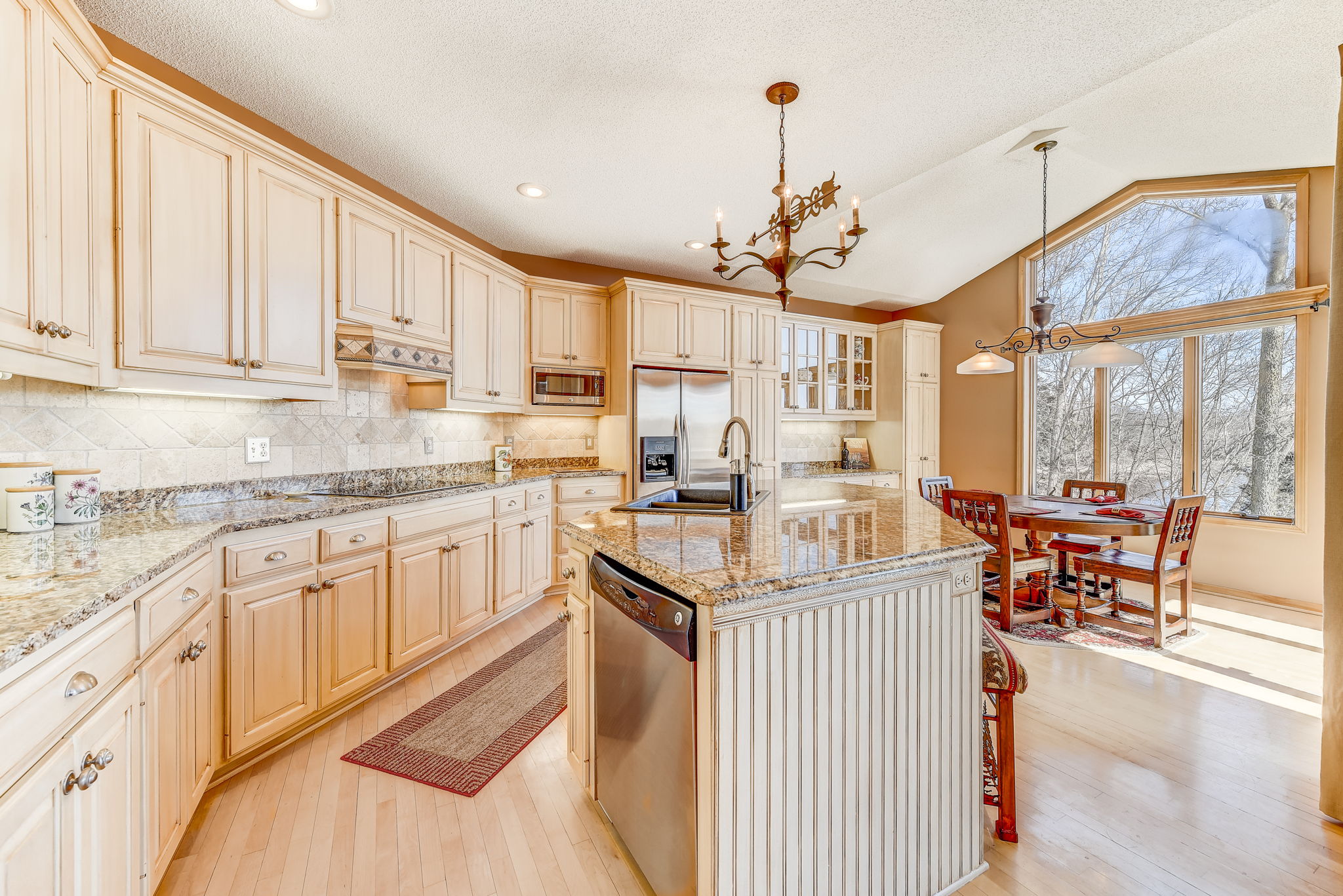 Fabulous Updated kitchen