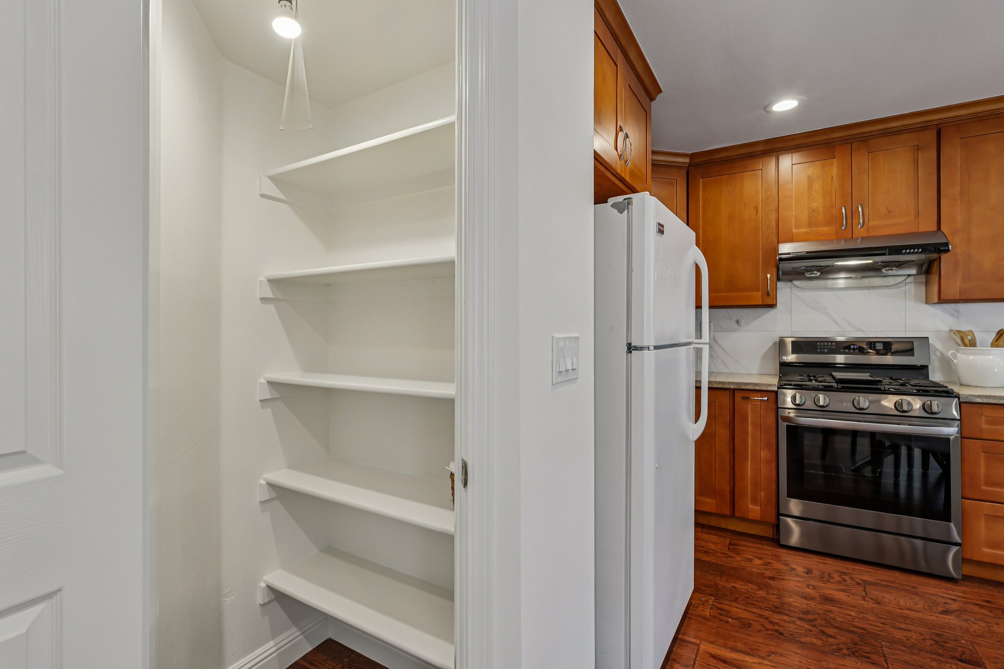 W McKinley Ave-S1904-013.jpg