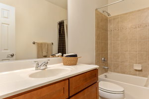 8820 Barn Owl Ct, Gainesville, VA 20155, USA Photo 43