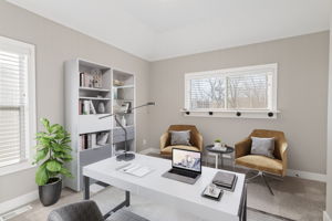  Photo 70