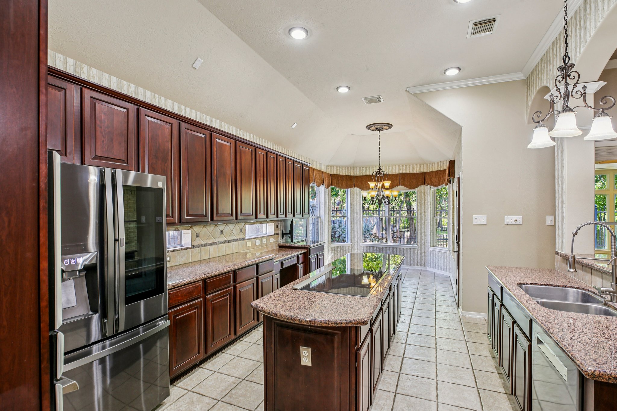 Ballinger Dr-S0410-015.jpg
