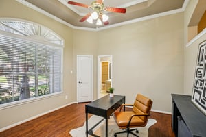 Ballinger Dr-S0410-018.jpg