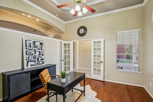 Ballinger Dr-S0410-019.jpg