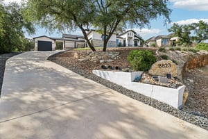 Falcon Pl-S3006-002.jpg