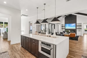 Falcon Pl-S3006-018.jpg