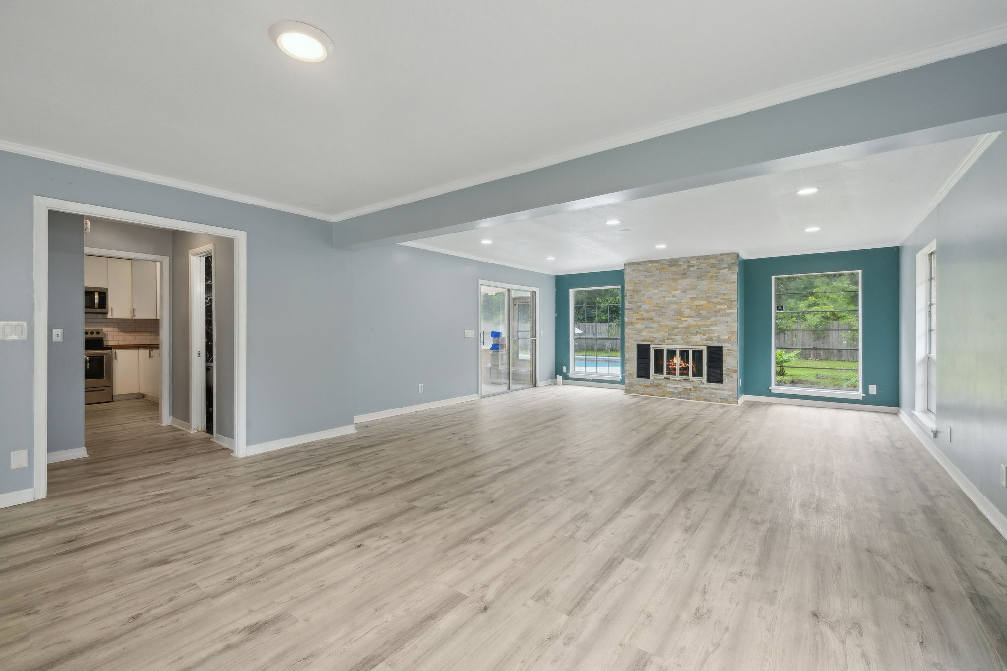Living/Dining Room