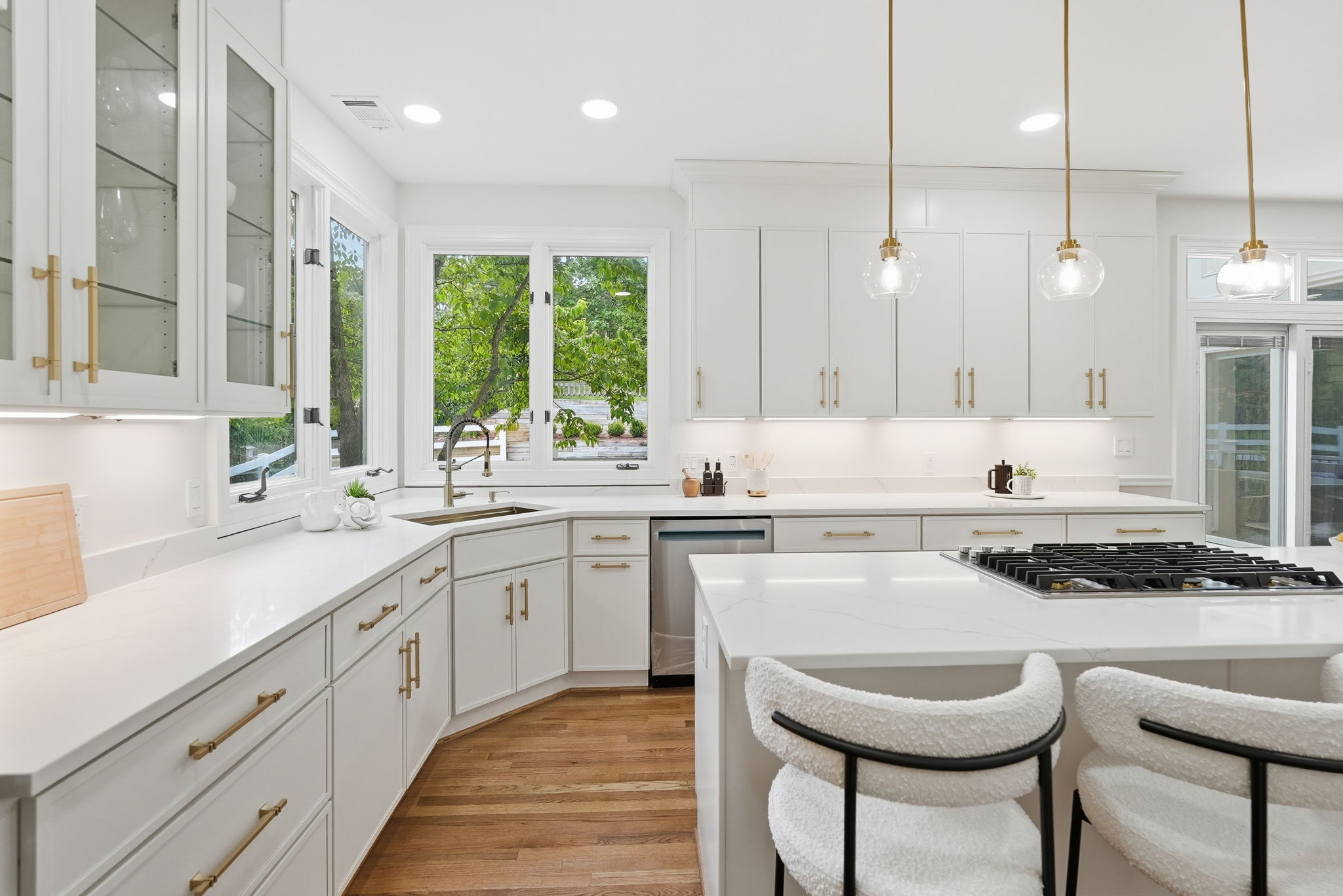 High End Appliances & Finishes