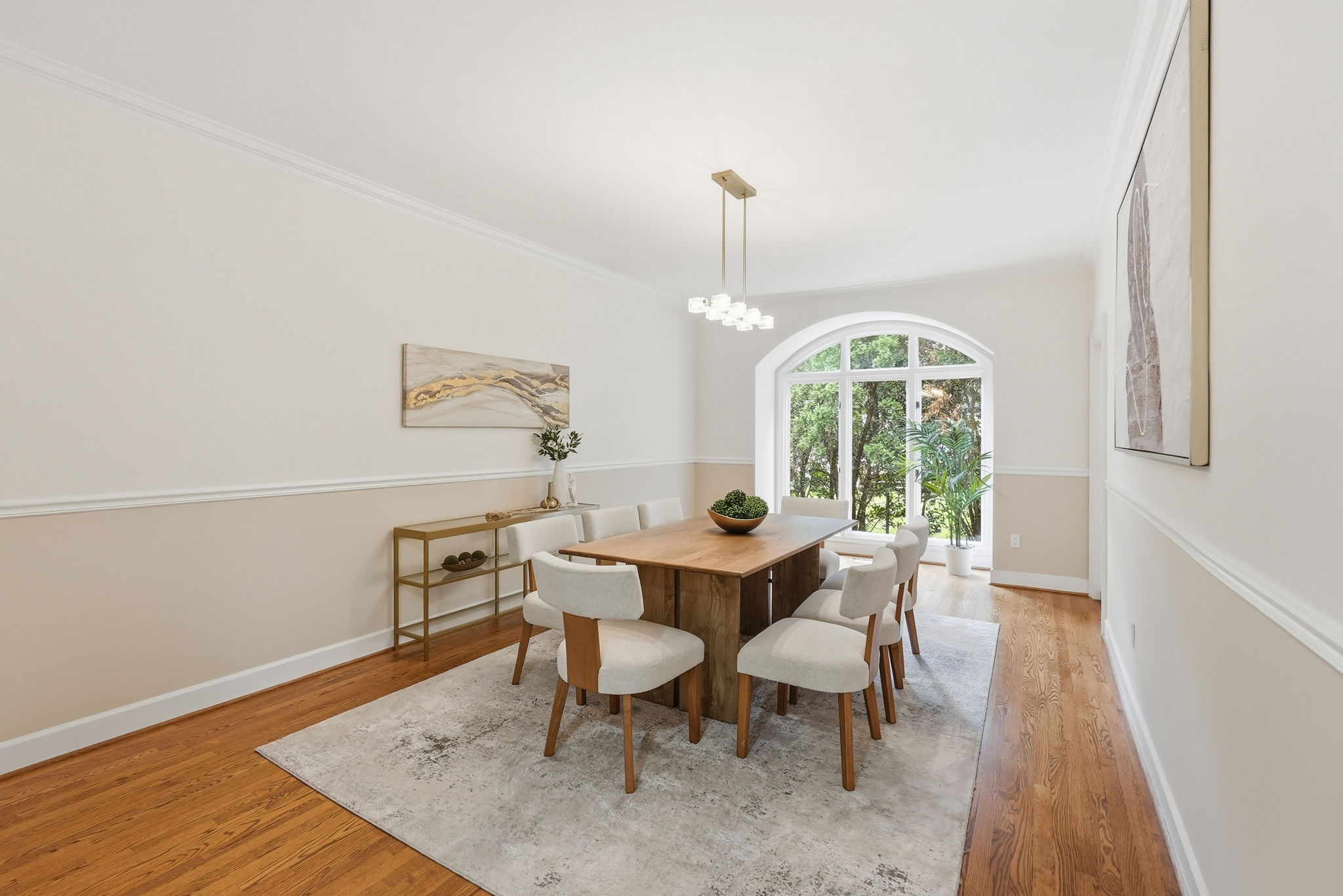 Oversized Dining Room