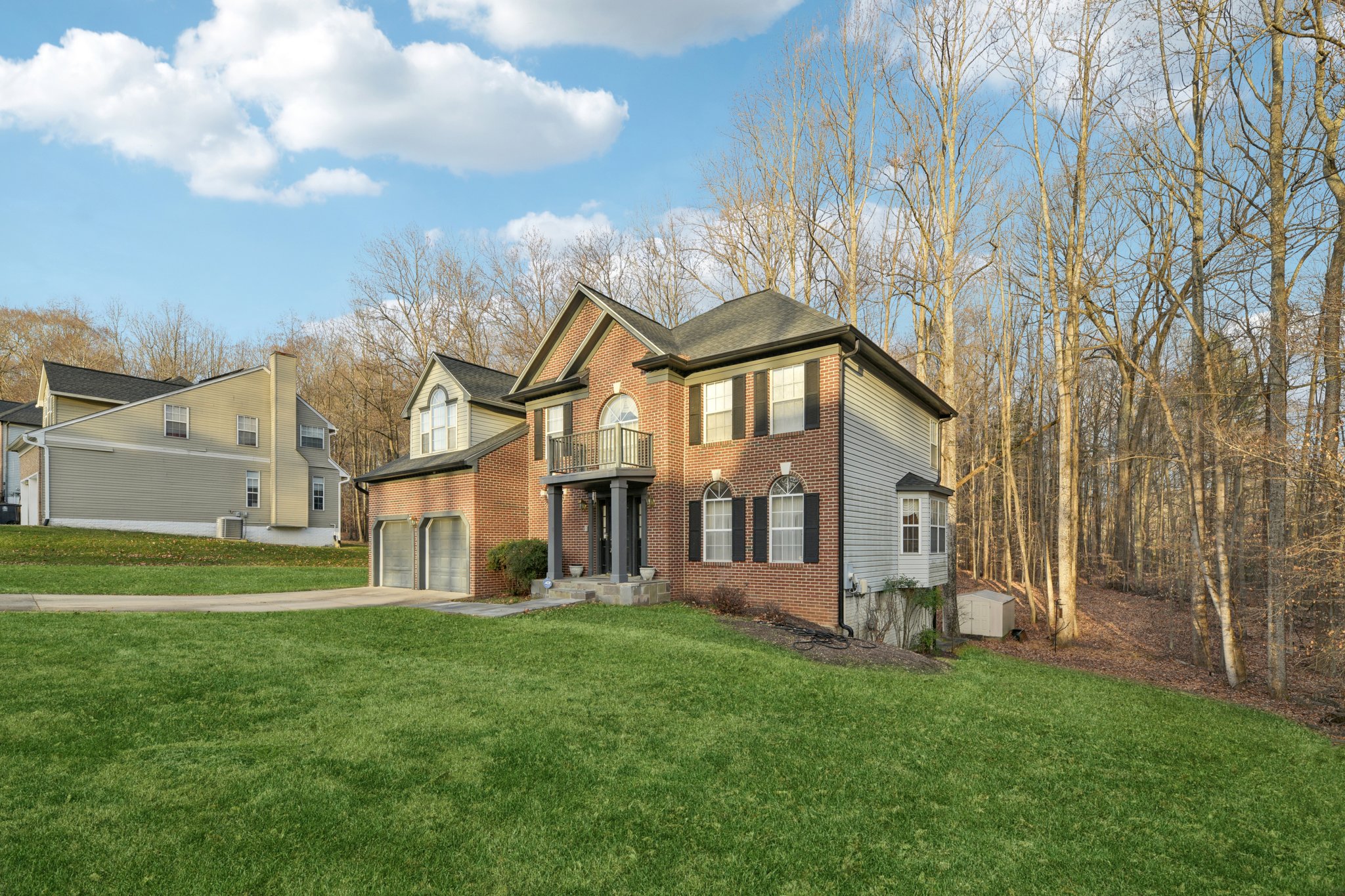 Creekway Dr-L1501-002.jpg