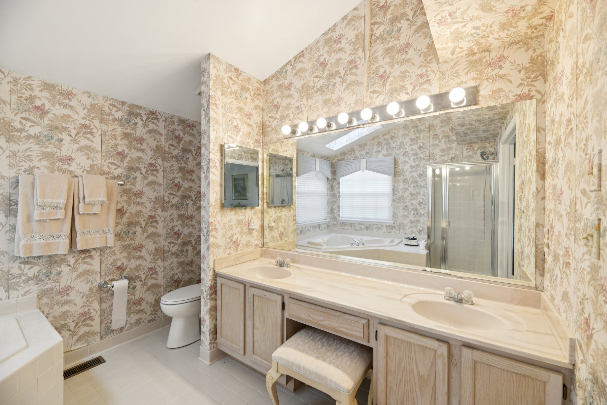 Creekway Dr-L1501-051.jpg