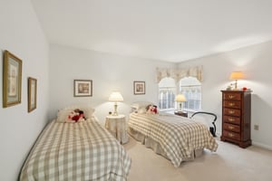 Creekway Dr-L1501-031.jpg