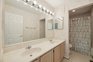 Creekway Dr-L1501-038.jpg