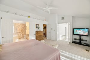 Creekway Dr-L1501-049.jpg