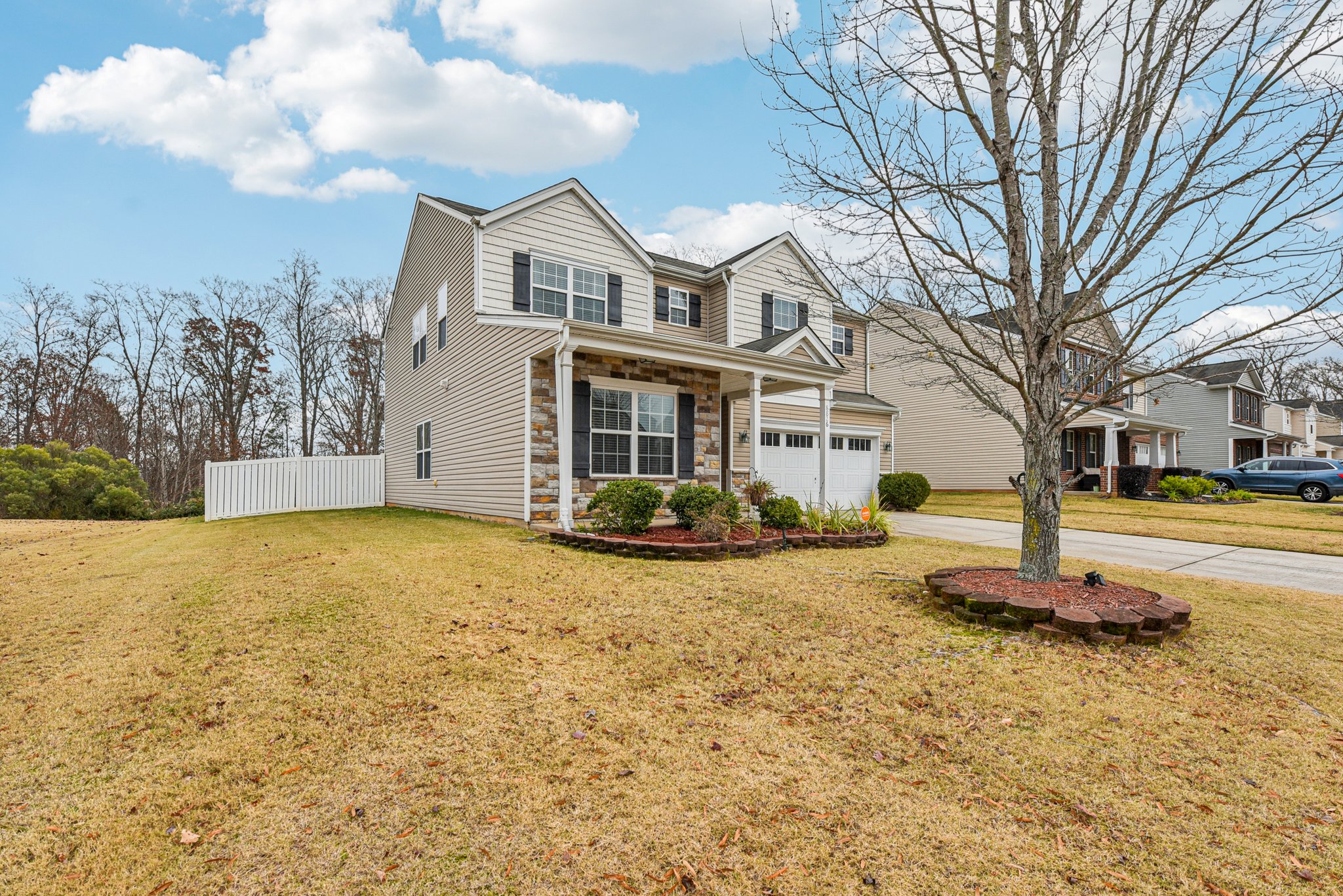 Gray Willow Rd-S0512-003.jpg