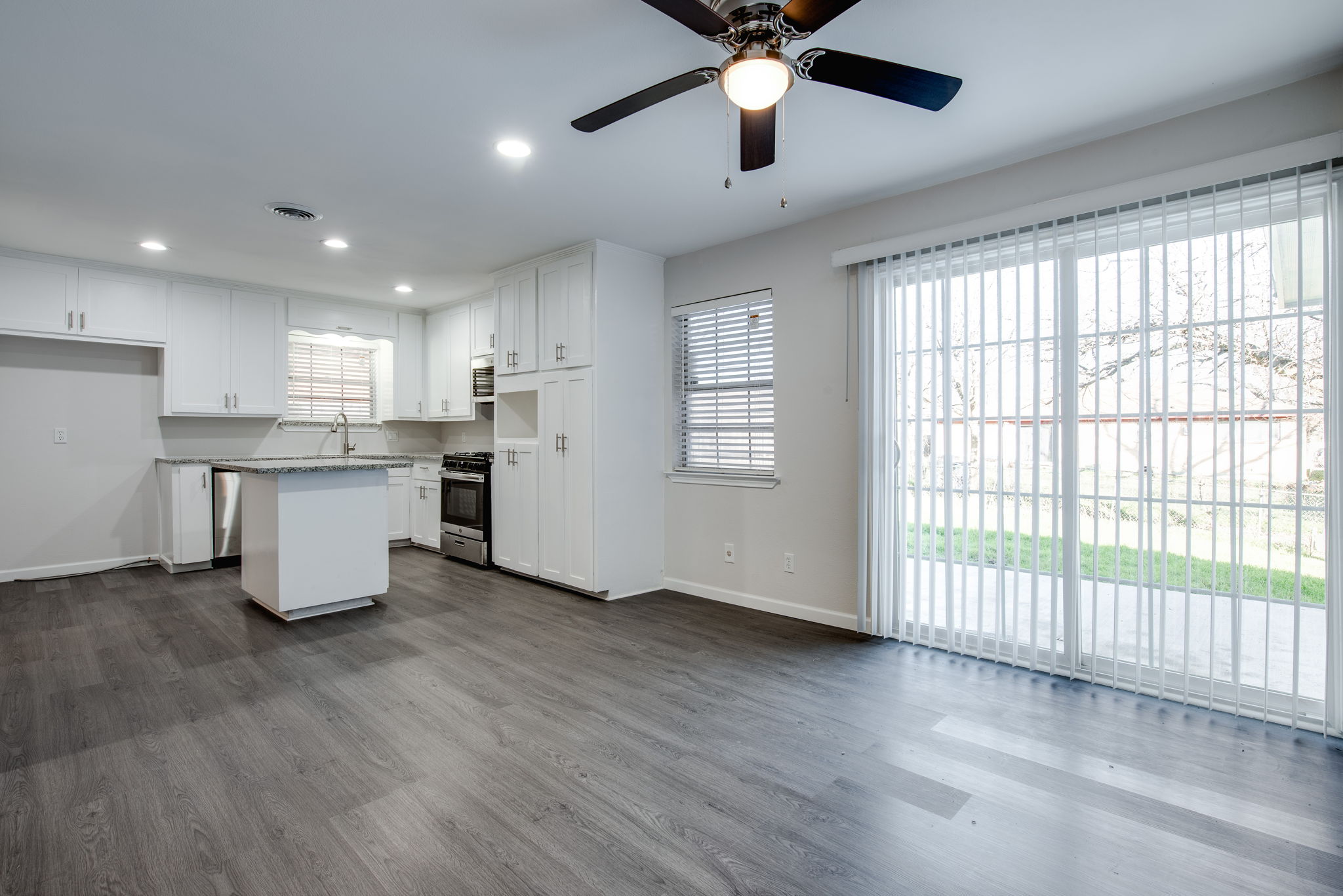 8827 Jennie Lee Ln, Dallas, TX 75227 Elemby Photography