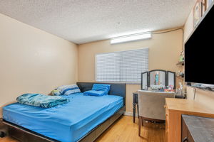 014_8828 Burnet Ave 9  North