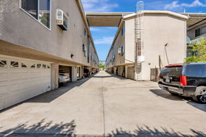020_8828 Burnet Ave 9  North