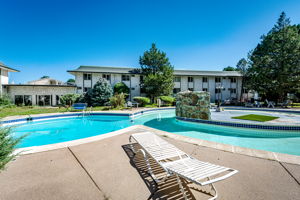 Outdoor Pool & Spa