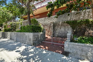 001_8828 Pershing Dr 138