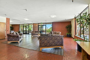030_8828 Pershing Dr 138