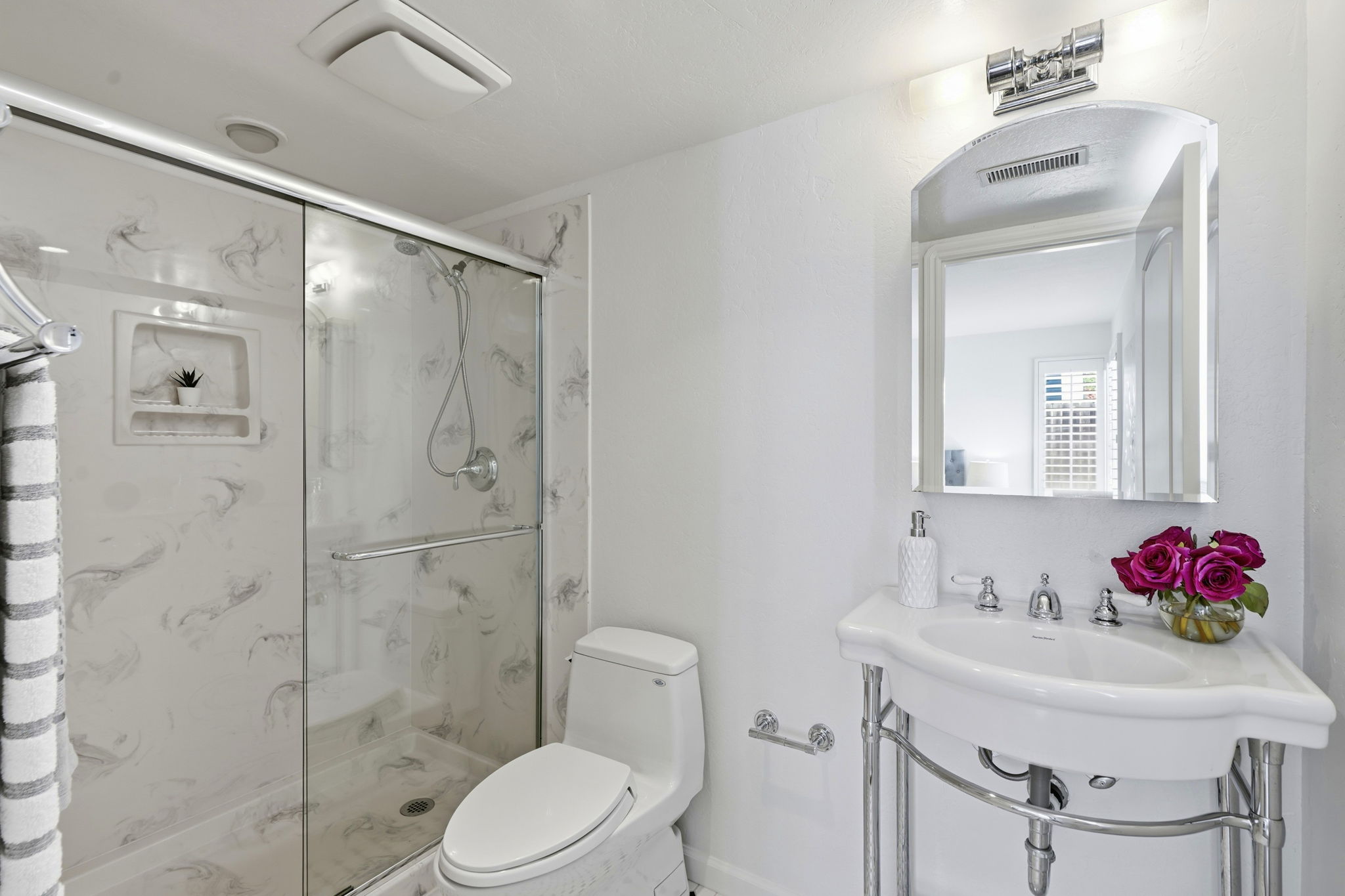  Photo 39