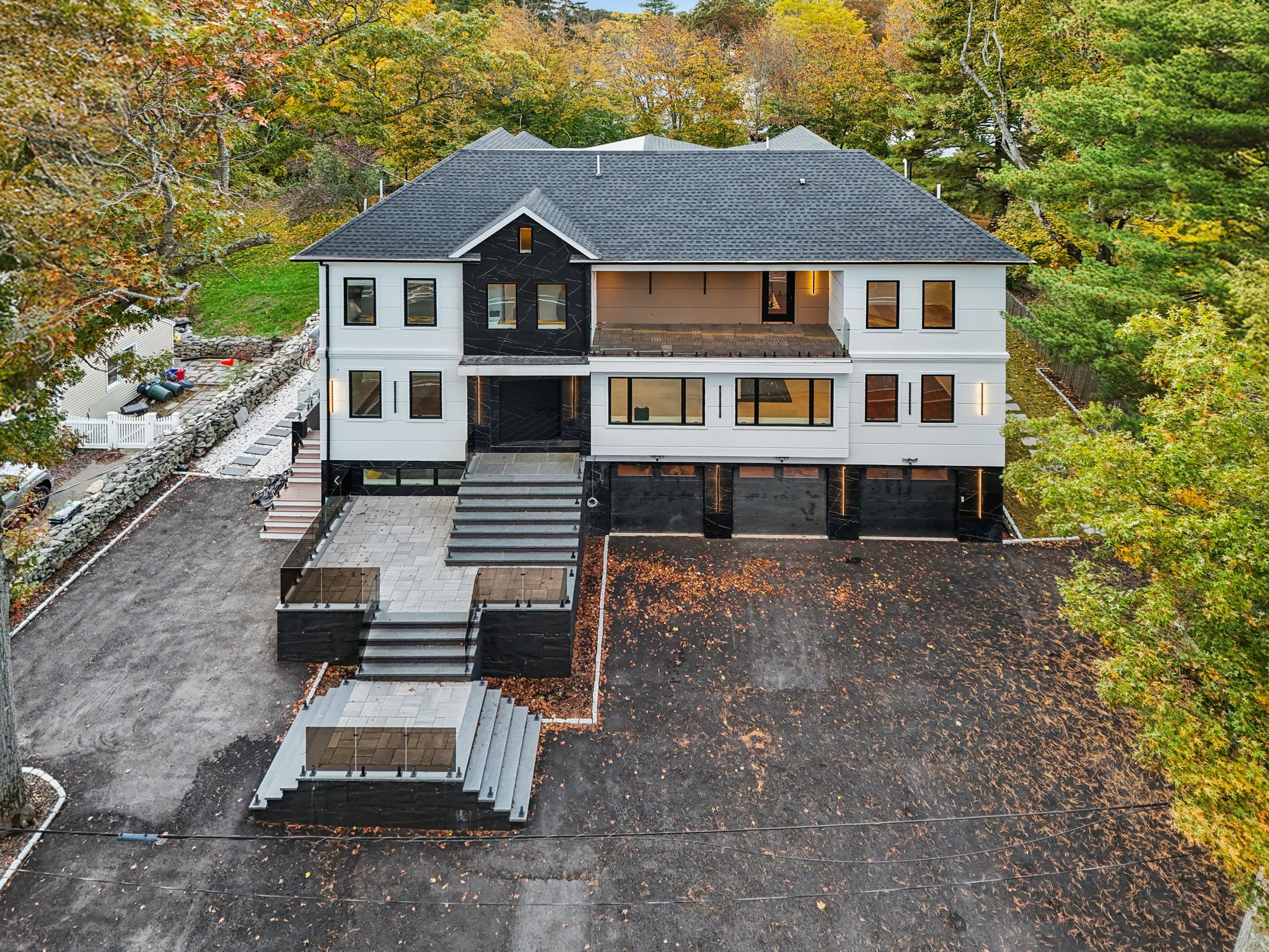 Greendale Ave-L2410-075.jpg