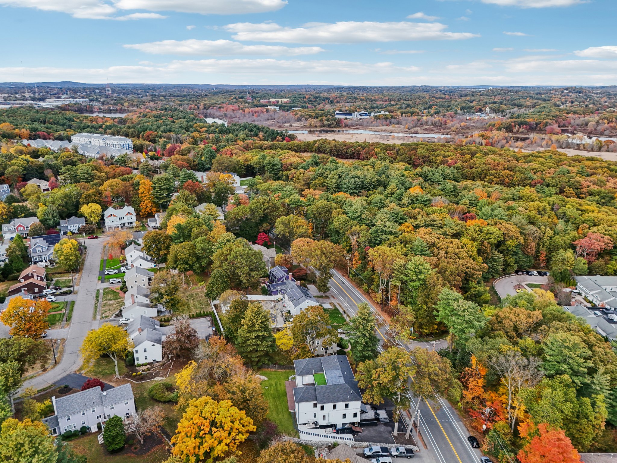 Greendale Ave-L2410-080.jpg