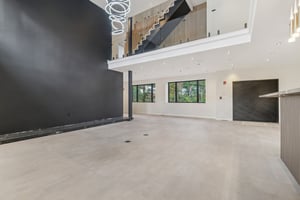 Greendale Ave-L2410-007.jpg