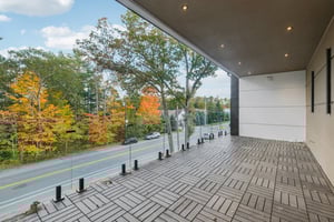 Greendale Ave-L2410-038.jpg