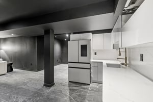 Greendale Ave-L2410-057.jpg