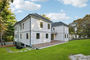 Greendale Ave-L2410-068.jpg