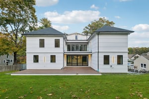 Greendale Ave-L2410-070.jpg