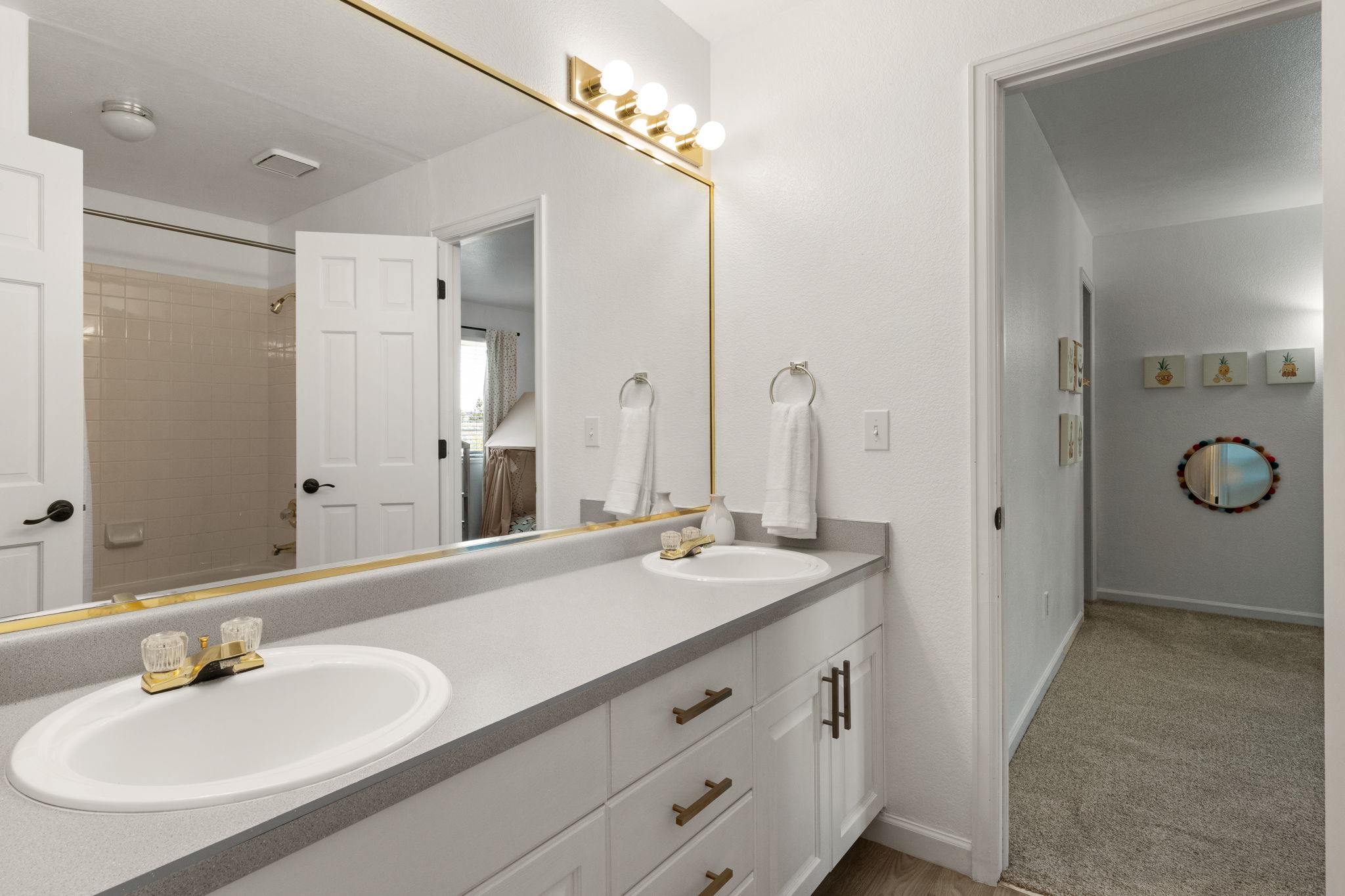 Jack and Jill Bath 1