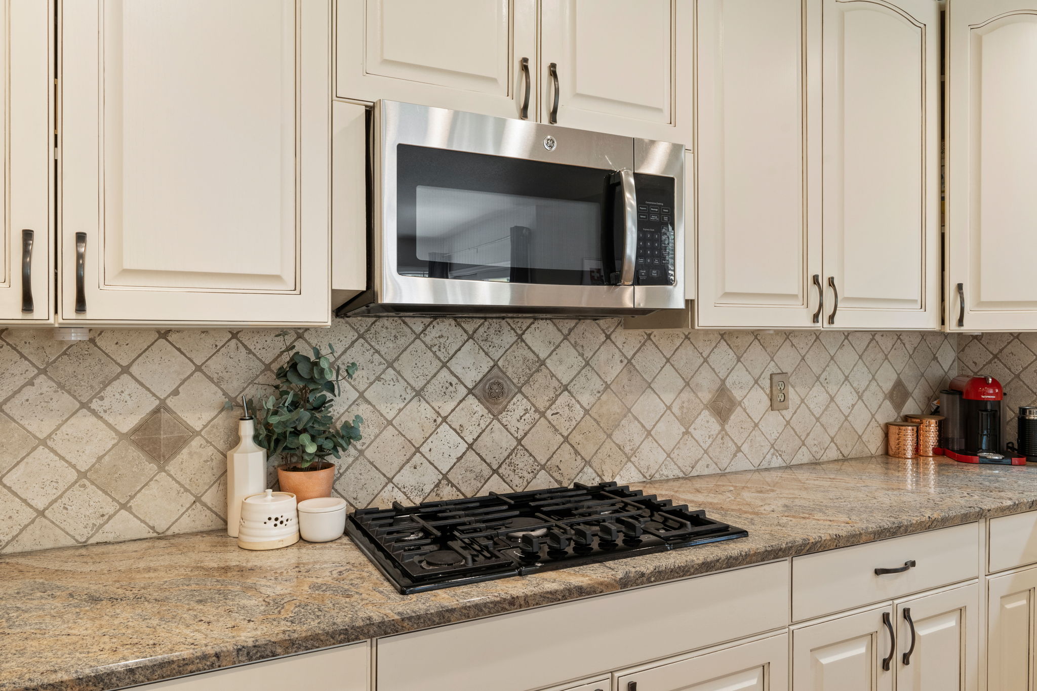 Kitchen 4