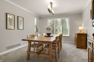 Dining 1