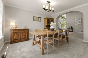 Dining 2