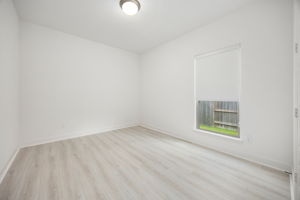 Photo 35
