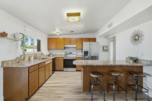  Photo 10