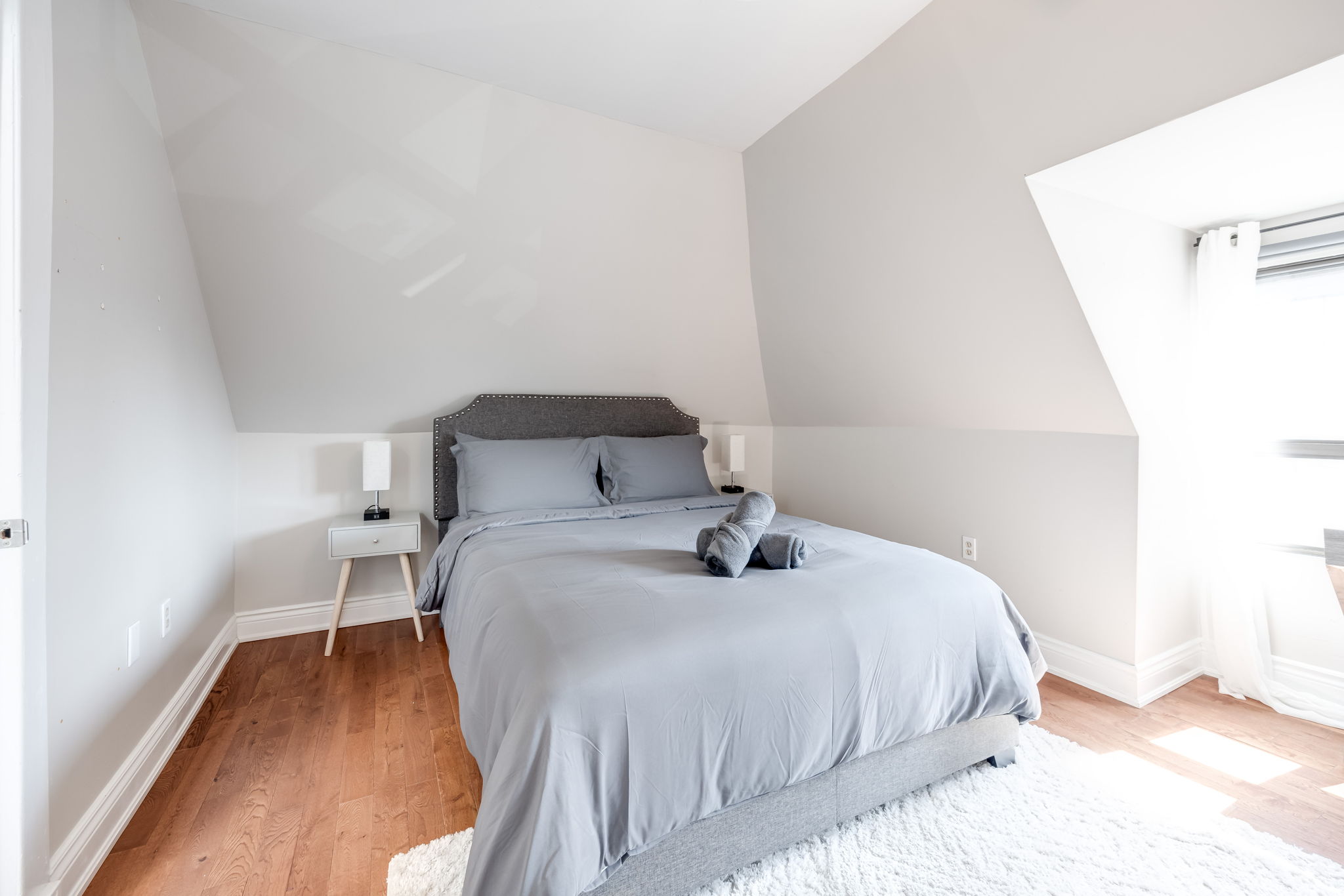 Toronto property showcase — delivered property photograph 17