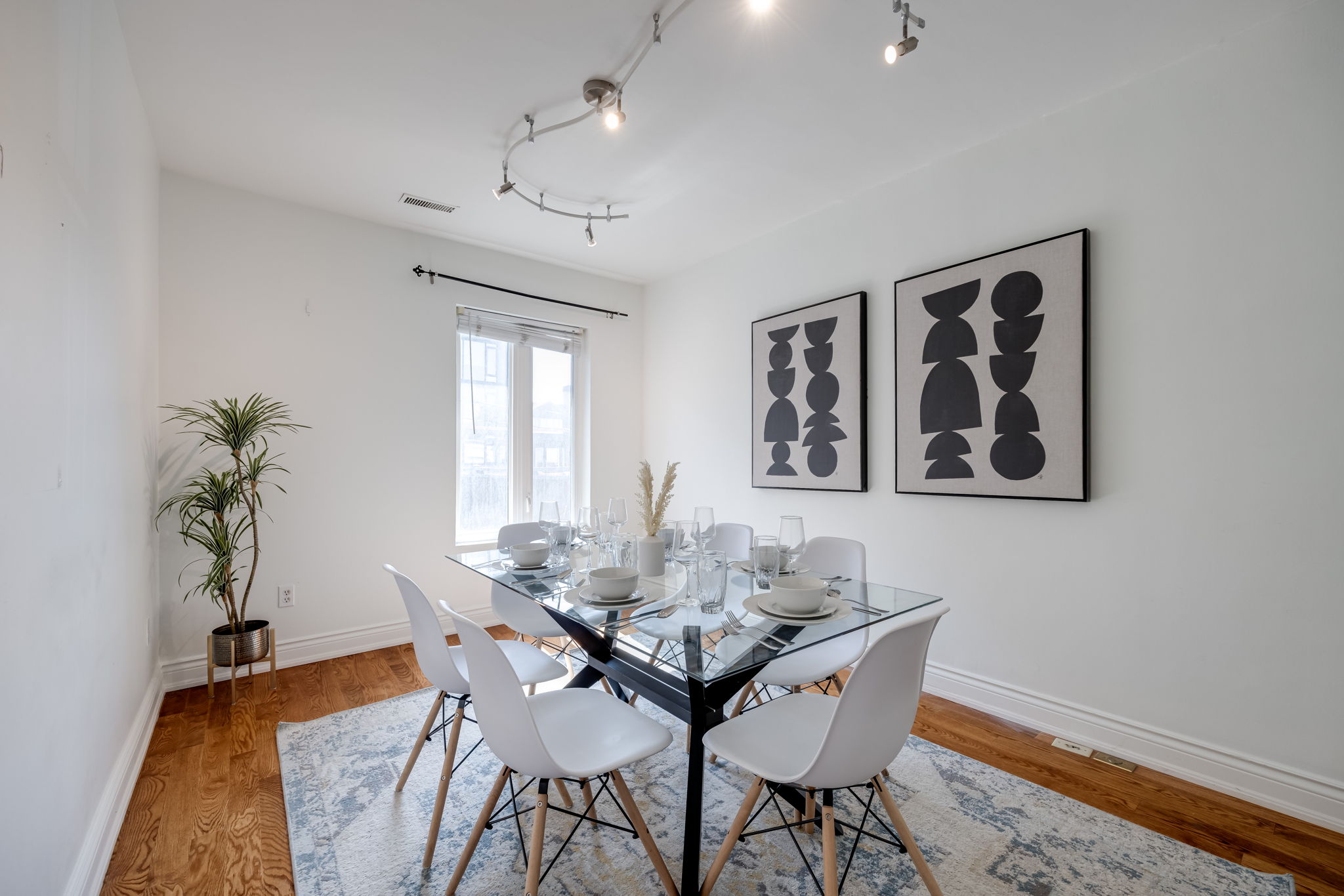 Toronto property showcase — delivered property photograph 7