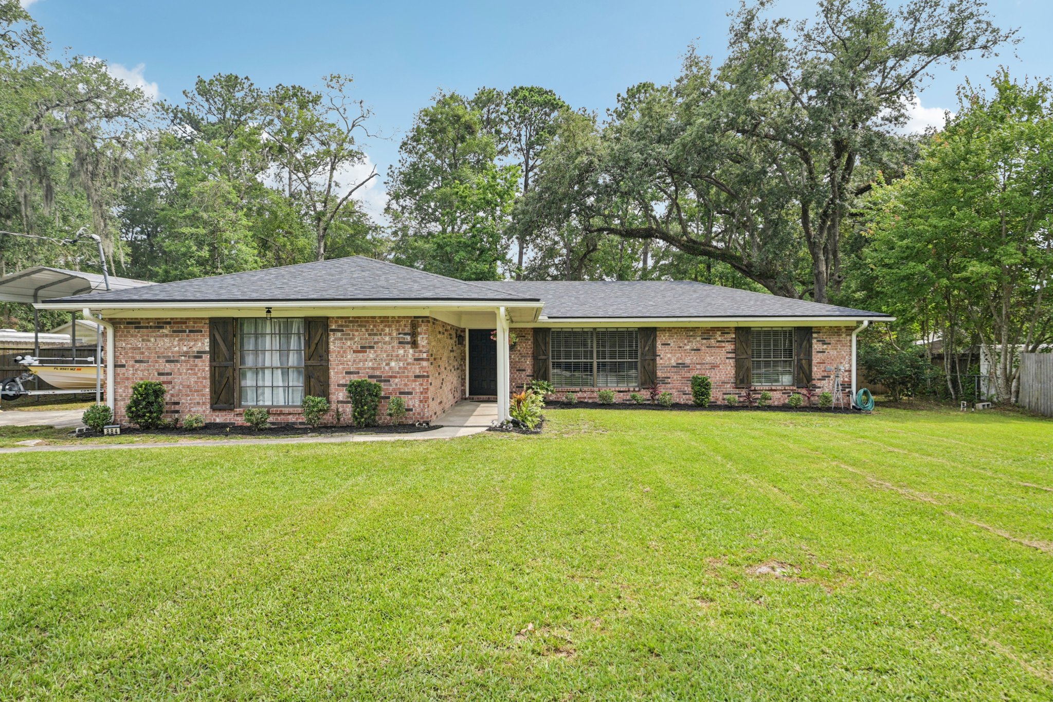 Live Oak Ln-0306-002.jpg