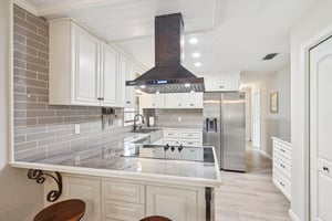 Live Oak Ln-0306-012.jpg