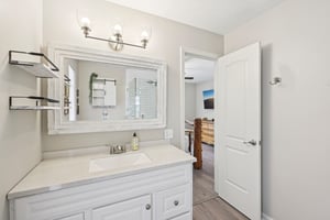 Live Oak Ln-0306-024.jpg