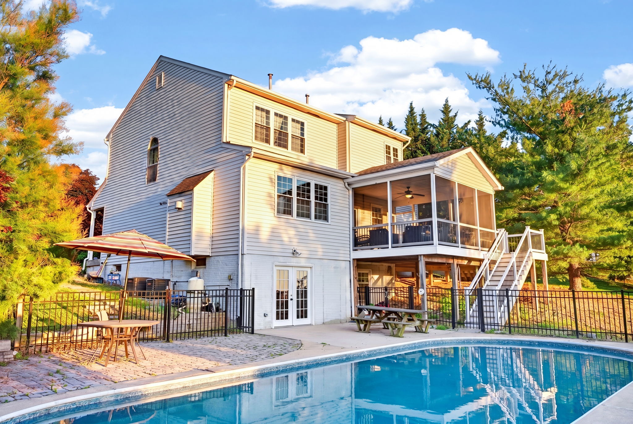 Mapleville 102