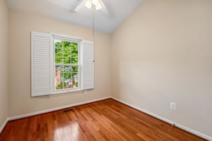 001.jpg