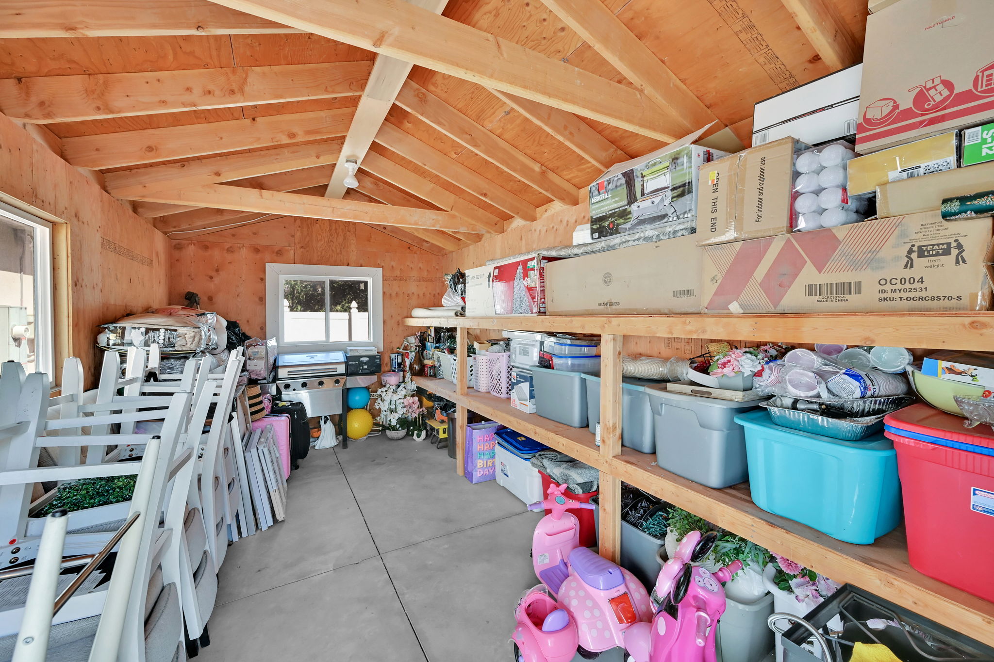  Photo 8