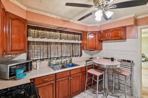 S Troy Ave-S1704-008.jpg