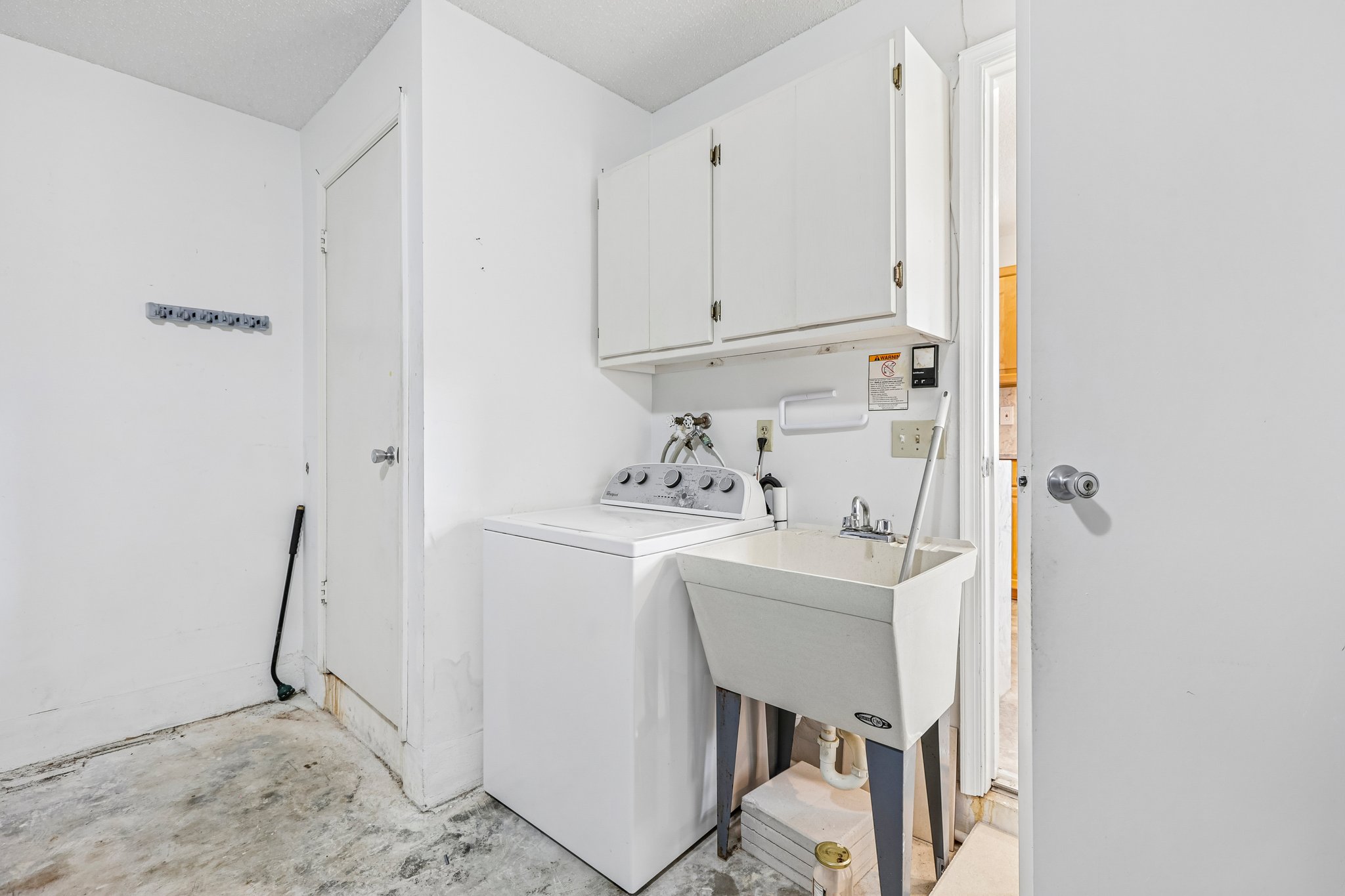 NW 10th Pl-S0207-037.jpg