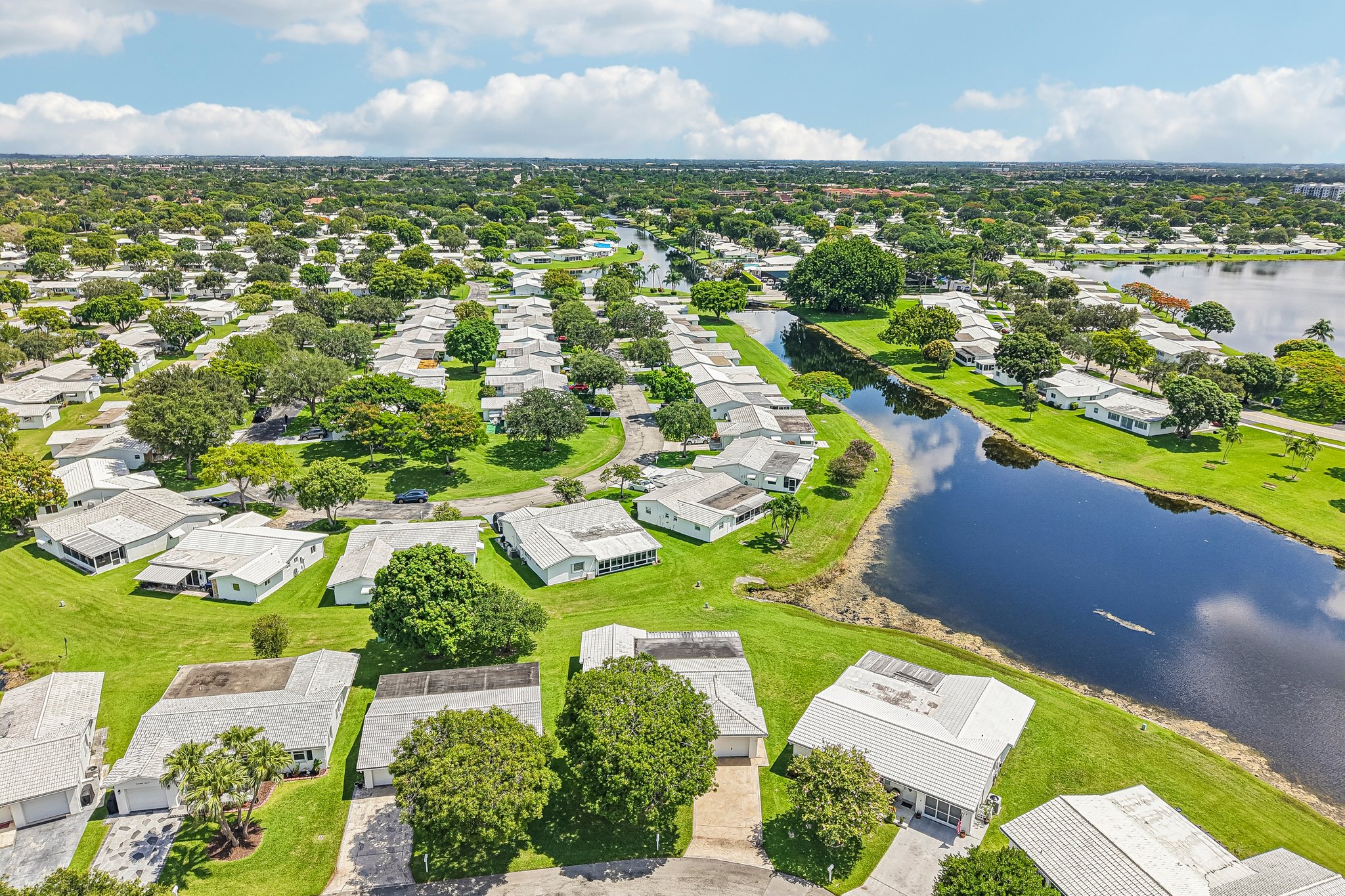 NW 10th Pl-S0207-049.jpg